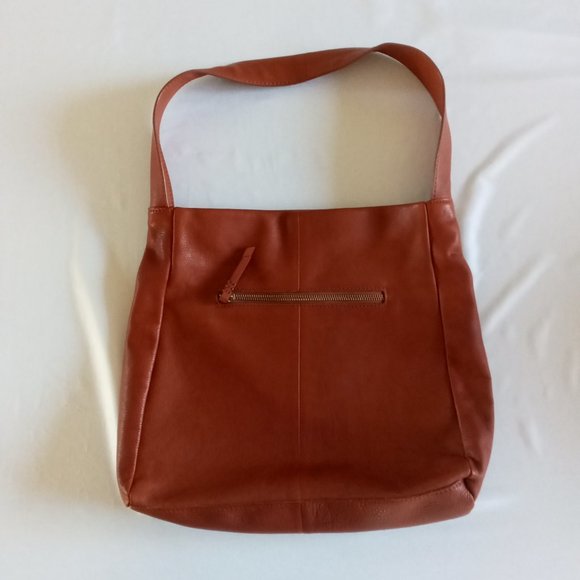 American Leather Co. Avery Sling Hobo bag - Picture 8 of 9